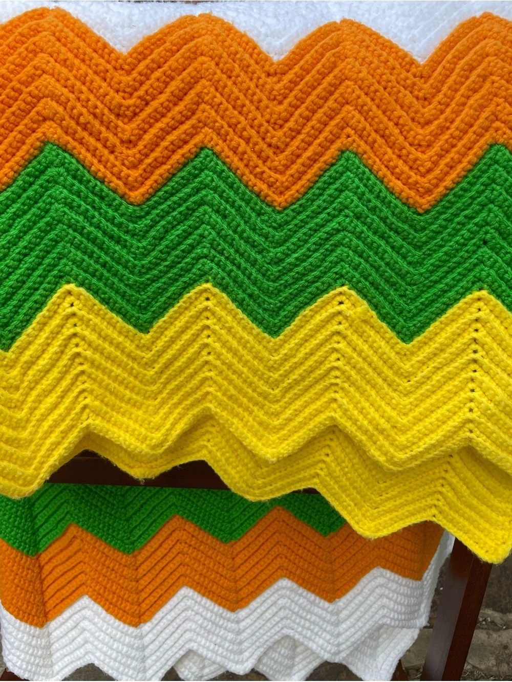 Vintage bright chevron